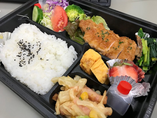 お弁当.jpg